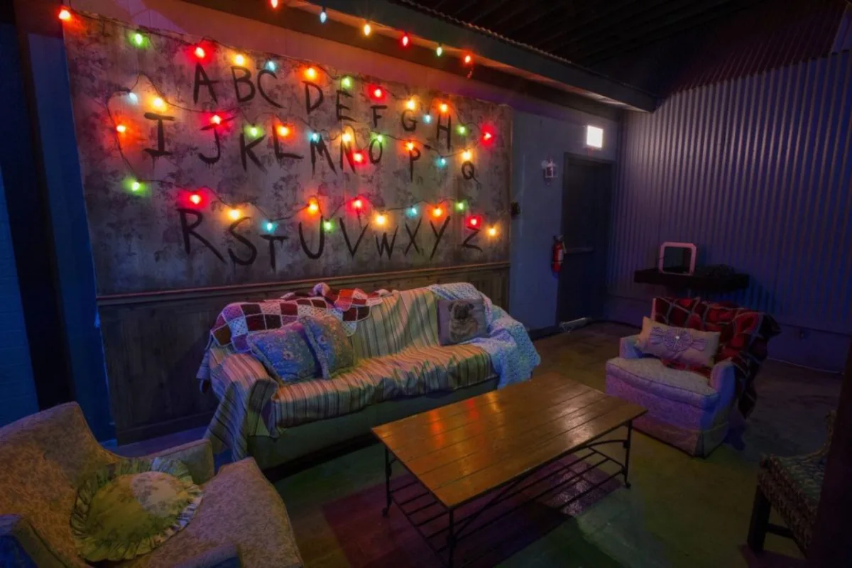 Bar temático reproduz sala famosa da série. Foto: Emporium/Divulgação