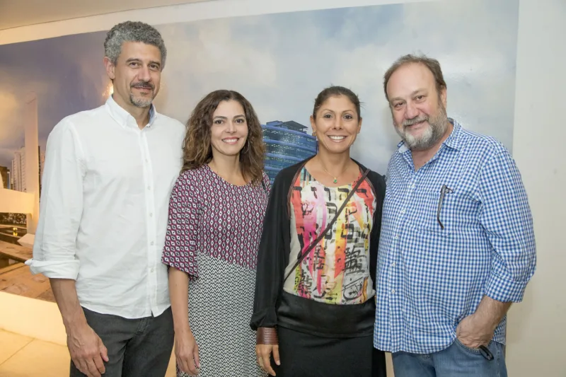 Gustavo Pinto, Maria Angélica Coimbra Pinto, Maira Dória e José Smolka. Foto: Hugo Harada/Gazeta do Povo
