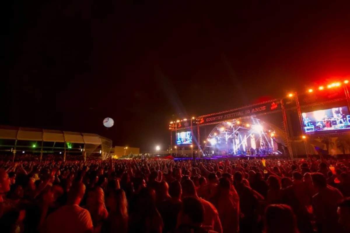 Um dos maiores eventos sertanejos do Brasil, o Country Festival tem cenário especial para as 15 atrações musicais no próximo dia 27. Foto: Eduardo Alexandre/Divulgação