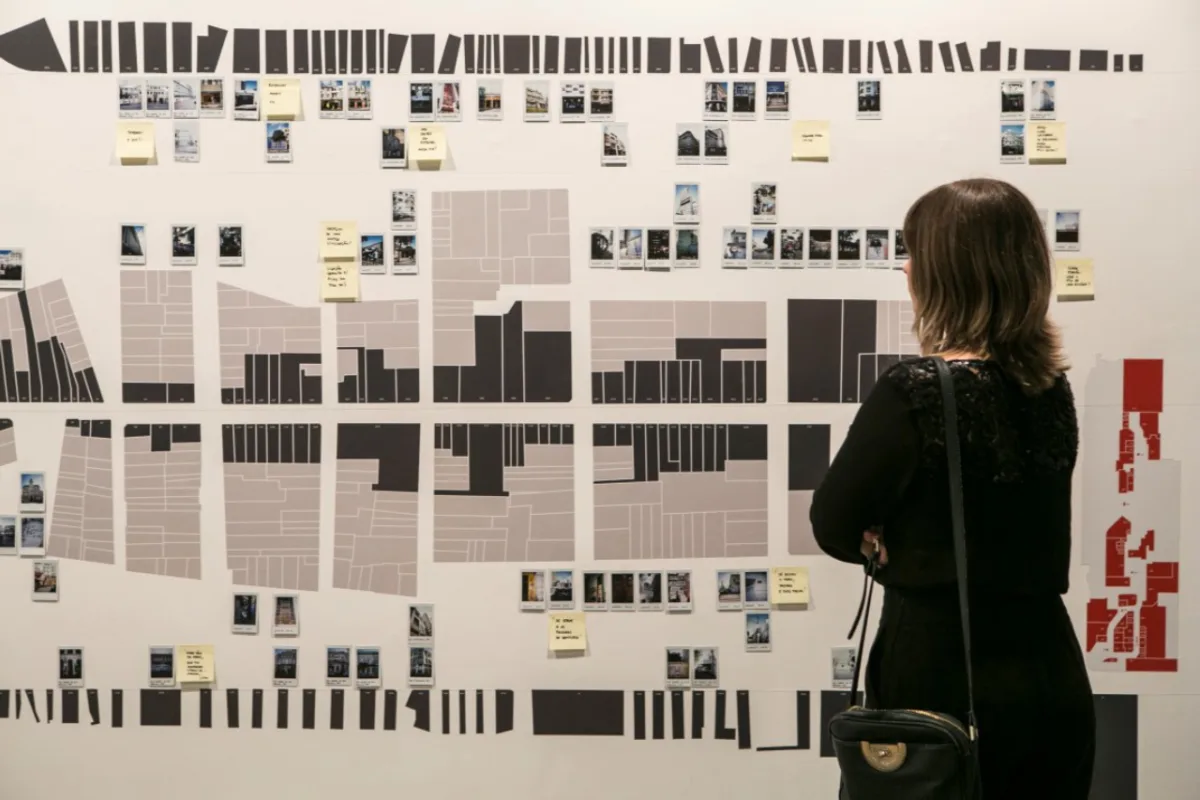 Exposição com 18 propostas que repensam Curitiba estará à mostra no MuMA até 10 de agosto. Fotos: Marcelo Andrade/Gazeta do Povo