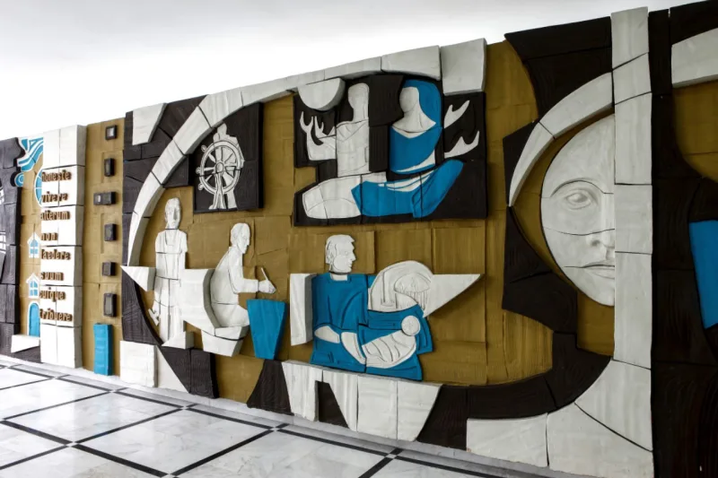 Painel do artista Franco Giglio no Tribunal de Justiça do Paraná. Foto: André Rodrigues / Gazeta do Povo