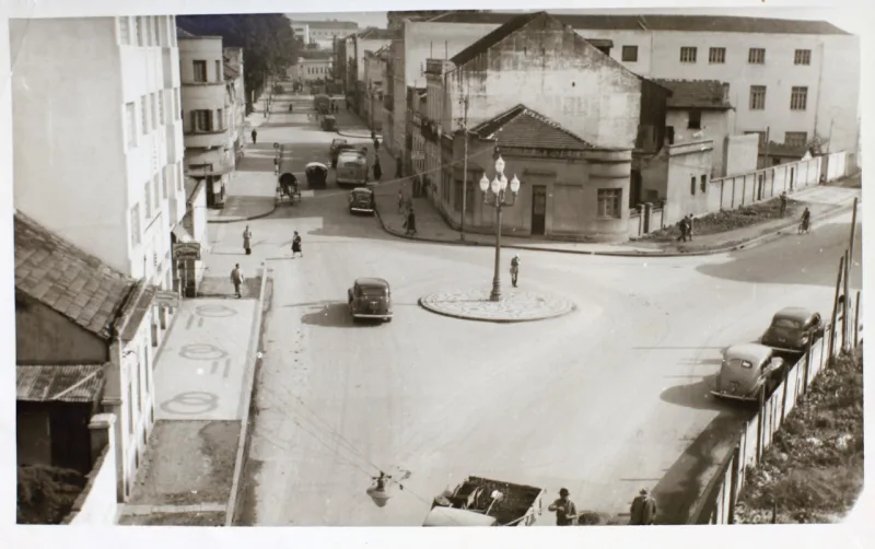 A esquina onde fica o Anita, antes da construção do prédio.
Foto: Reprodução / Acervo Familiar