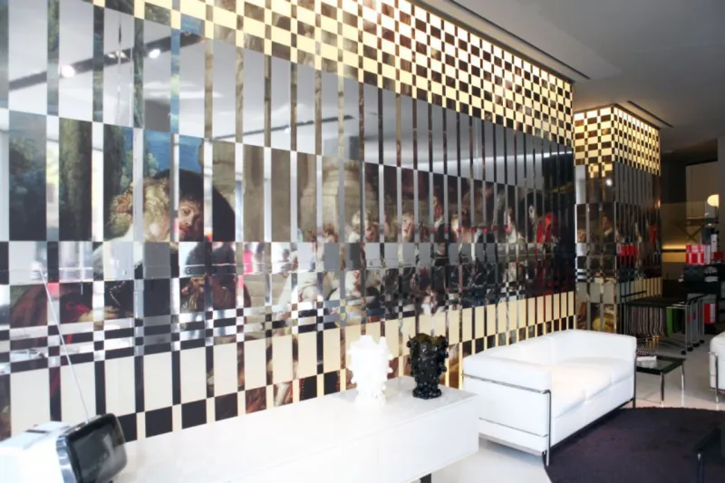 Obra barroca com efeitos óticos.