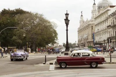 Fotógrafo passou 10 dias hospedado na capital cubana fotografando arquitetura e rotina dos habitantes (Fotos Pablo Contreras)