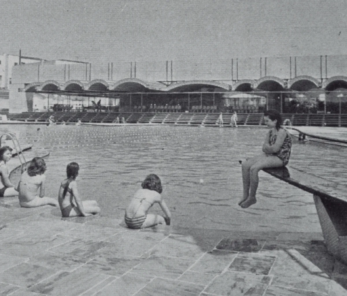 clube-curitibano-140-anos-pavilhao-piscina-sede-social-forte-gandolfi-arquitetura-brutalista-curitiba-parana-ousadia-vanguarda-livro-lancamento