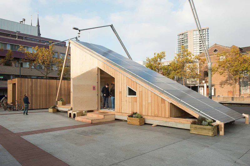 Um dos projetos apresentados pelo concurso foi essa cabine solar, que é autossuficiente em energia.
Foto: A Home Away from Home / Divulgação