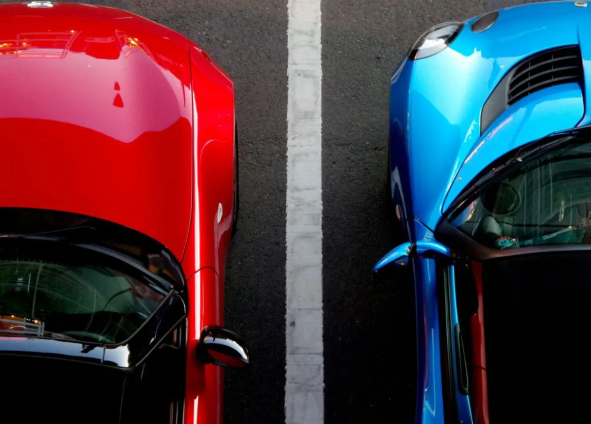 O espaço da garagem é um dos que mais geram conflitos entre condôminos. Foto: Pixabay