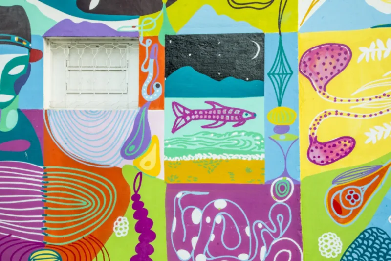 Parede no centro de Curitiba, pintada pelo artista plastico Rimon Guimaraes. A pintura fica na parede de um lava-car na rua Kellers, 107.