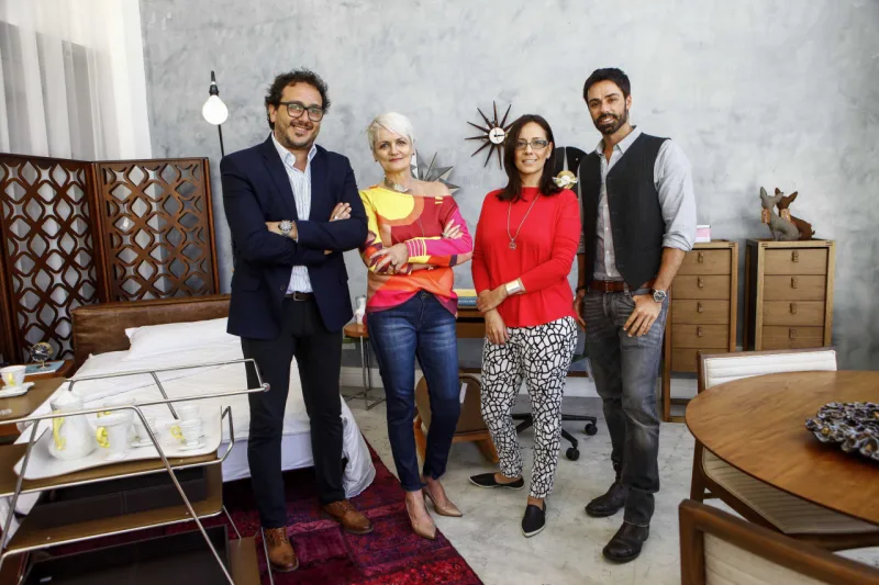Os arquitetos Maurício Lamosa e Jorge Elmor, com Eviete Dacól e arquiteta Deisy Cruz.
Fotos: André Rodrigues
