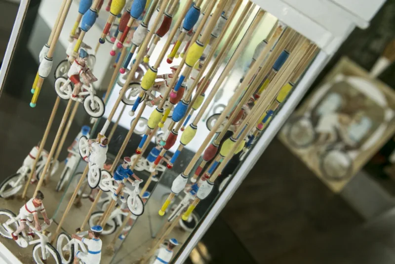 Hoje Walton repensa a relação das pessoas com a cidade por meio da bicicleta. Foto: Marcelo Andrade/Gazeta do Povo