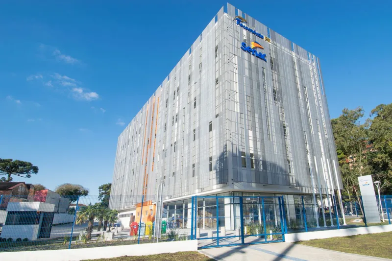 Prédio do Senac Portão executado pela RAC Engenharia está pleiteando a certificação LEED Platinum.
Foto: RAC Engenharia / Divulgação