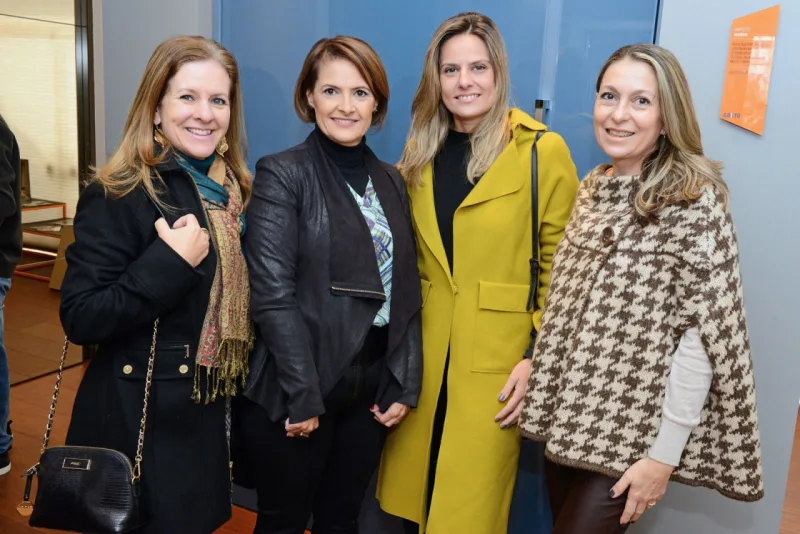 Ana Vilas Boas, Karla Schoneweg Wolf ,da Abito, Carla Mattioli e Ivangela Curra. Fotos: Gerson Lima/Divulgação