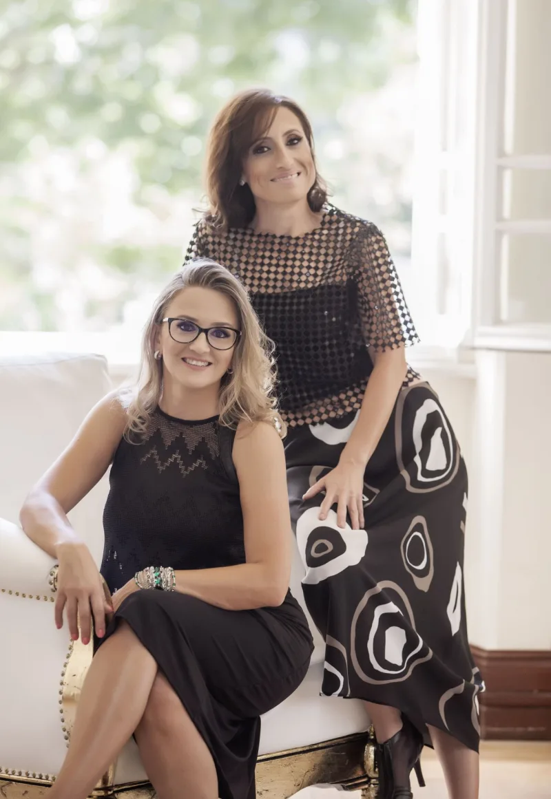 A arquiteta Joselia Pereira Barbosa e a designer Maurete Schumacker. Foto: Divulgação
