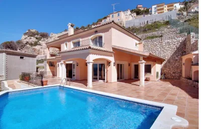 A residência em Mallorca, na Espanha, foi adquirida no primeiro semestre de 2016. Fotos: Reprodução