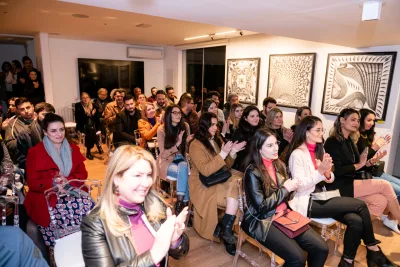 Sofá de HAUS na Ideally apresenta sistema de automação residencial exclusivo