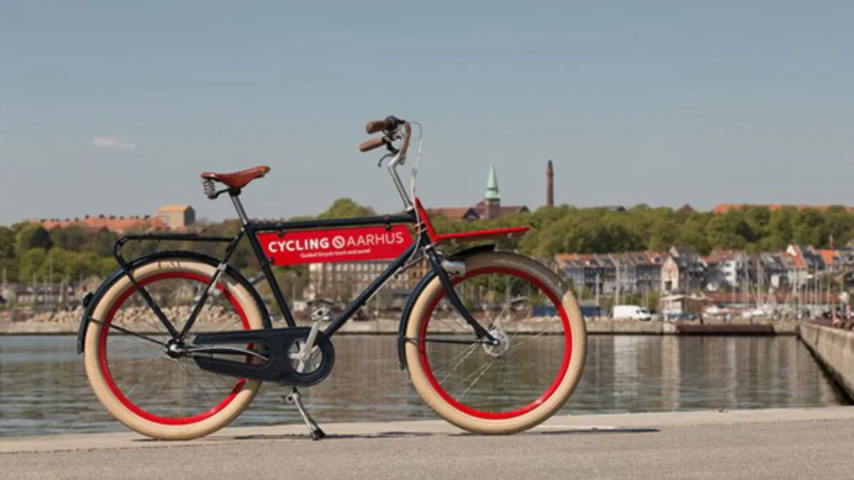 A Dinamarca tem uma política forte para incentivar o uso das bicicletas. Foto: VisitAarhus/ reprodução