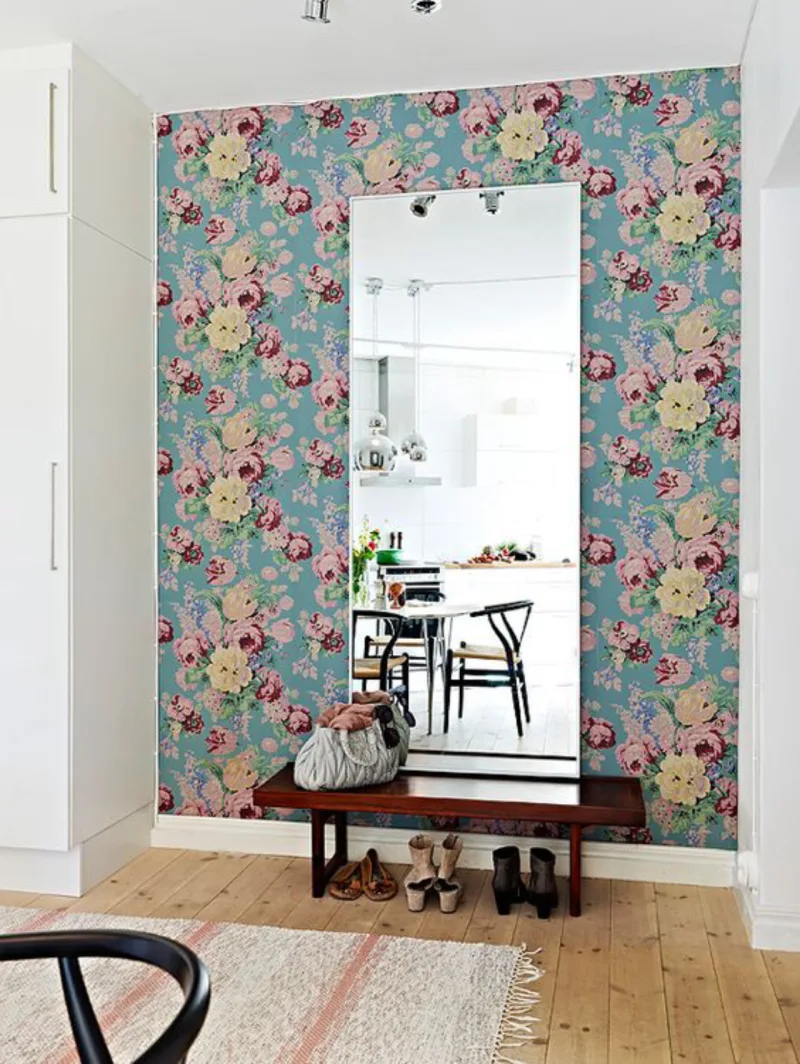 Papel de parede atrás do espelho.
Foto: Pinterest