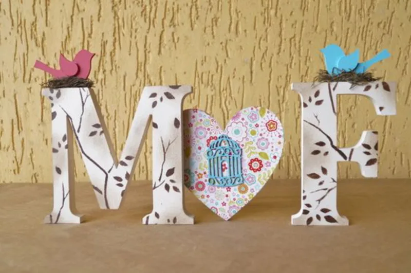 Letras decorativas com papel de parede
Foto: Reprodução Pinterest