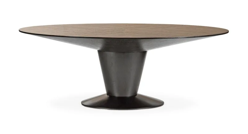 Mesa de Jantar Jamie Oval: peça importada comporta até oito cadeiras. Estrutura e tampo revestido em madeira Wengue.
De R$17.633 - por R$ 4.628,66.
