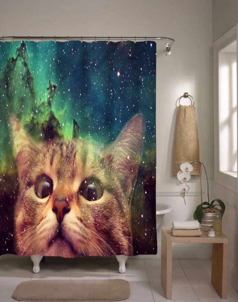 A cortina do banheiro feita especialmente para amantes de gatos.