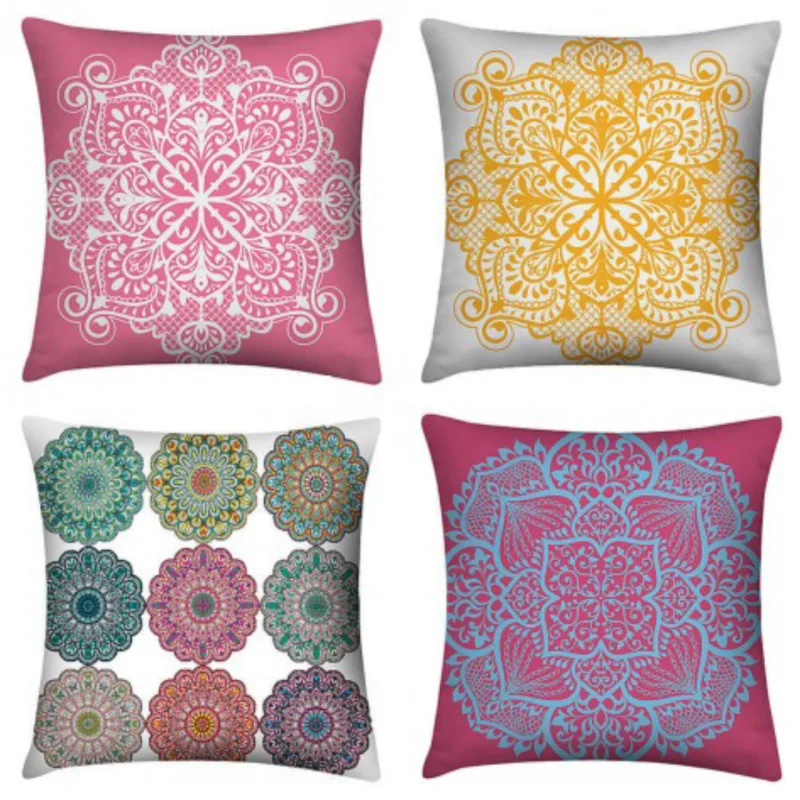 Almofadas variadas. Na Westwing, R$ 39,90.