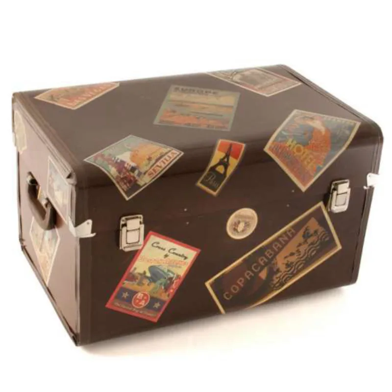 Baú vintage, feito a partir de fibras naturais da casca do coco. No Shop Design, R$ 289,90.