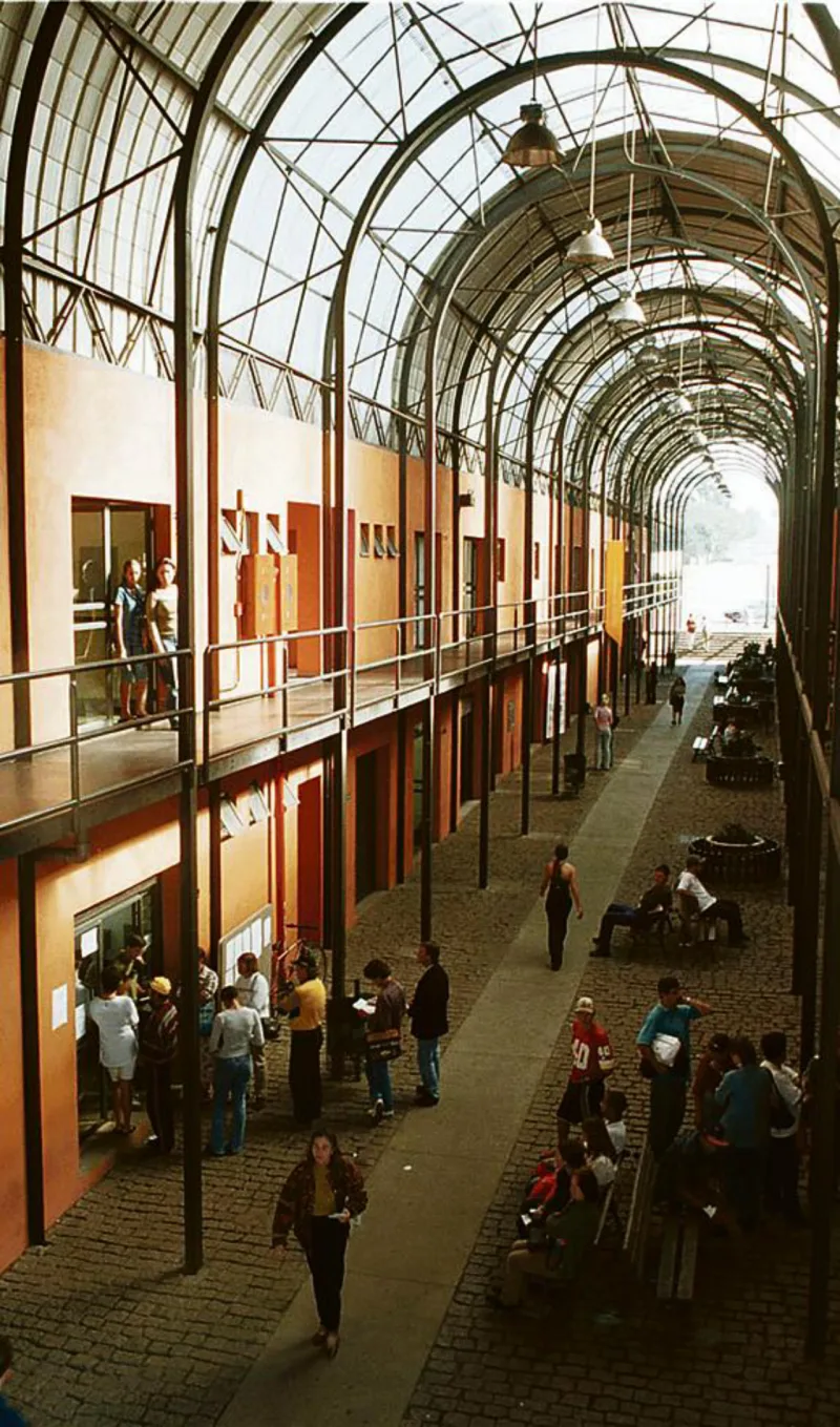 Um dos locais visitados pelo Icsid foi a Rua da Cidadania do Carmo. Theo Marques.