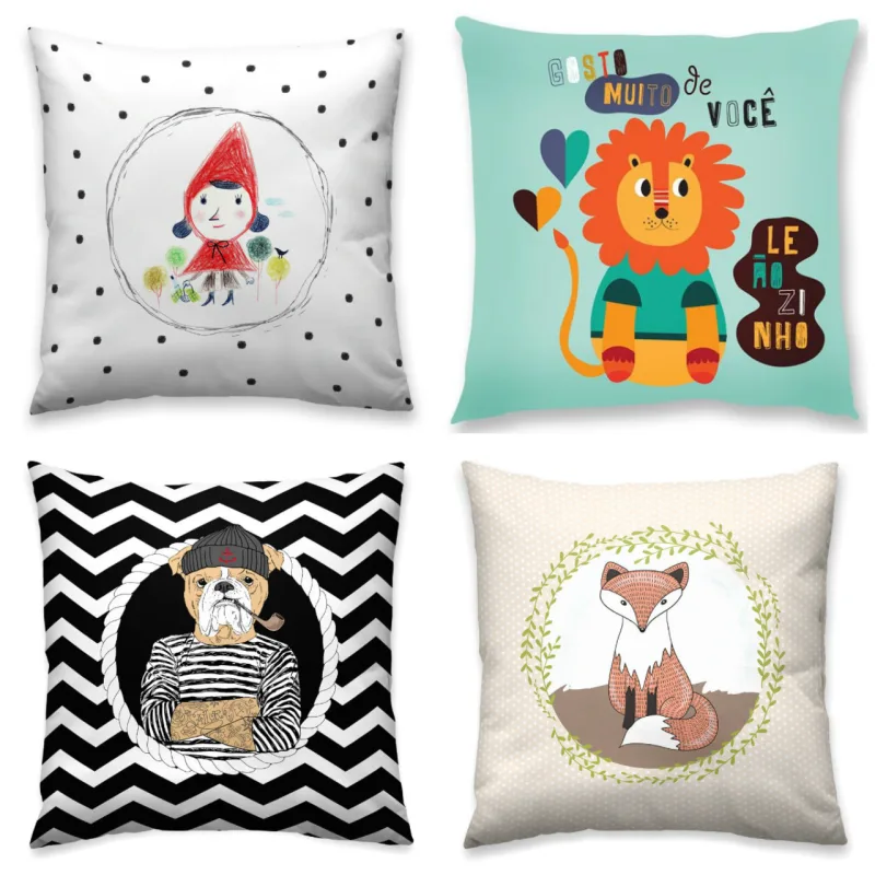Almofadas com estampas variadas. Na Casa que tem, R$ 97 cada.