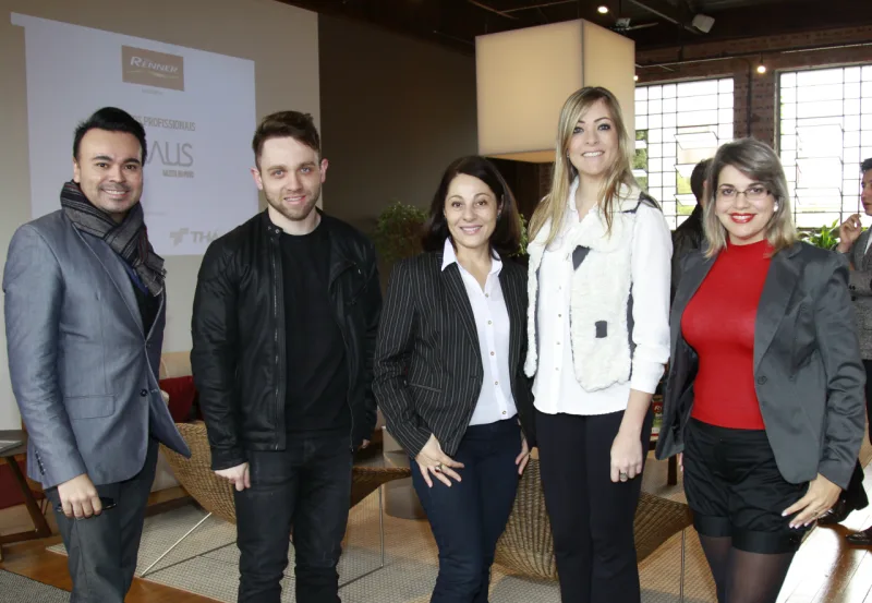 Os arquitetos Jomar de Mello, Fernando Gorski, Cristiane Maciel e Laryssa Rocha.