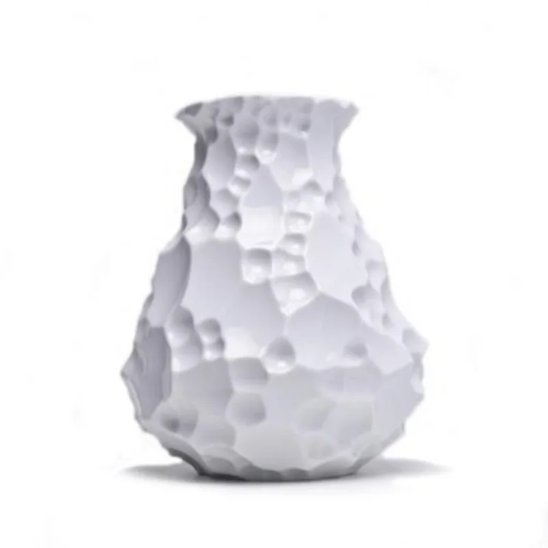 Vaso Krater, em cerâmica, da Holaria. R$ 584,90.