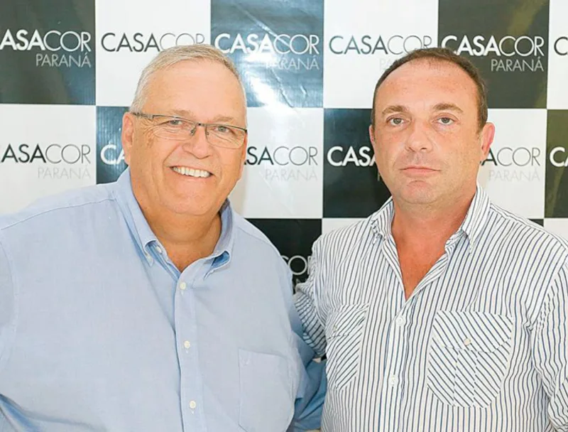 Mauro Moraes, gerente nacional de vendas Axell e o paisagista Wolfgang Schlogel