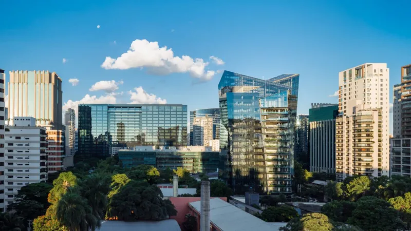 Na zona Oeste de São Paulo, o Torre Vitra abriga apartamentos de luxo.