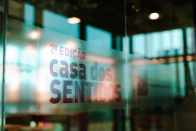 Mostra itinerante une arquitetura e arte para conscientizar sobre autismo