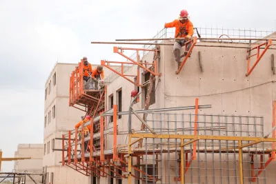Projeção de crescimento da construção civil sobe para 3,5%; taxa de juros e restrição de crédito preocupam