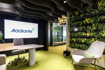 Vegetação natural ganha protagonismo em ambientes residenciais e corporativos