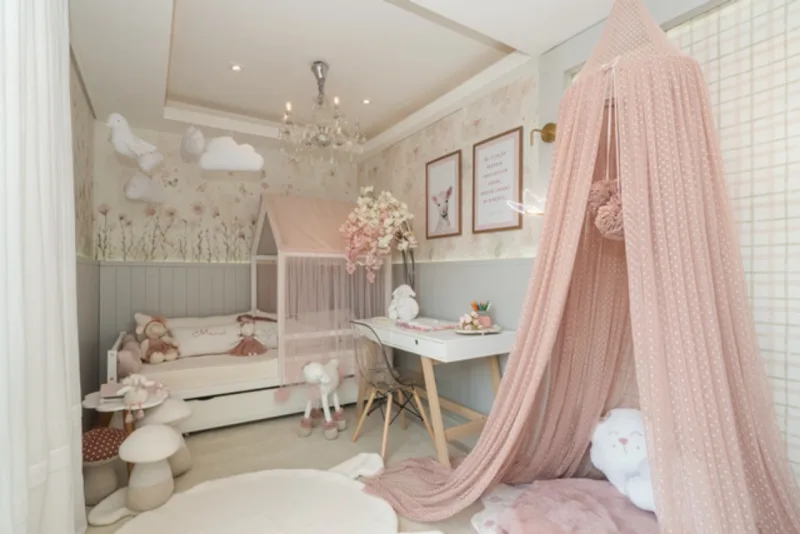 Chuva de Bênçãos, quarto projetado por Mariana Saltini