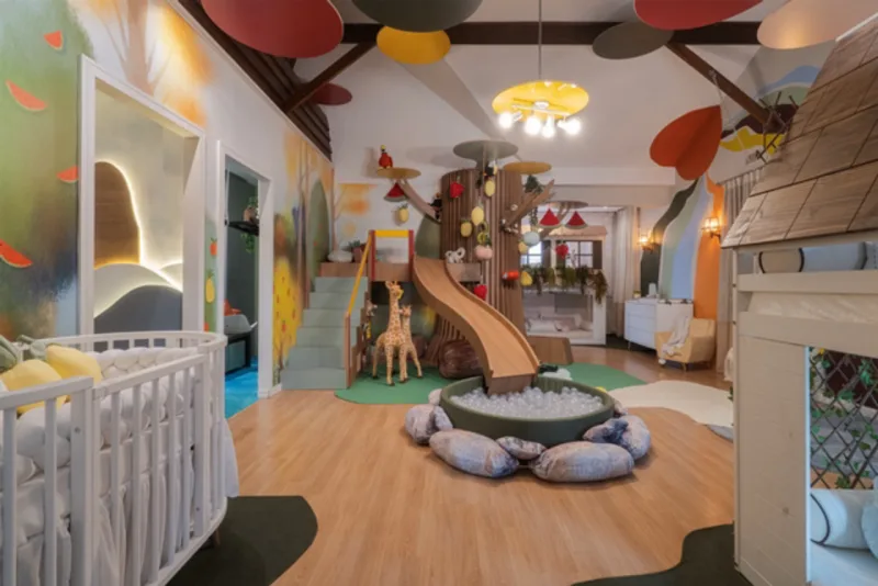 Quarto e Brinquedoteca Jardim do Éden, projetado por Mariana Saltini, Bruna Justi e Nonnie Fenianos