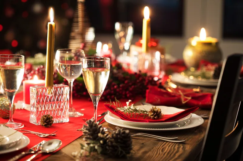 Como montar a mesa perfeita para o Natal? Veja dicas de especialistas