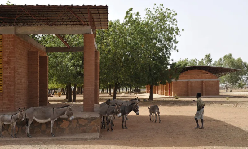 Escola Primária de Gando, em Burkina Faso