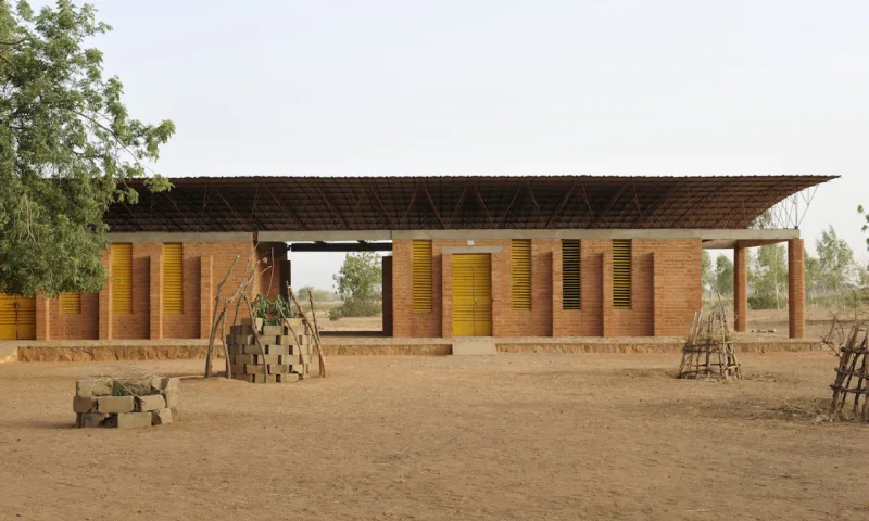 Escola Primária de Gando, em Burkina Faso