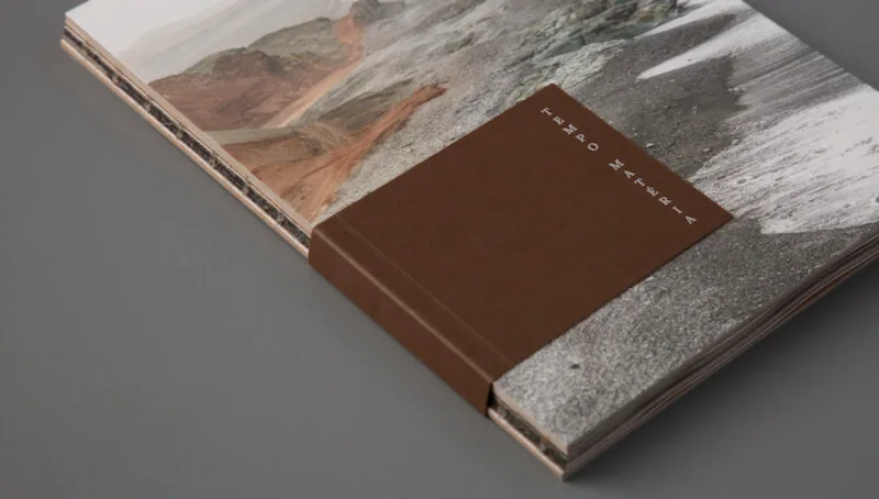 Capa do livro "Tempo Matéria", de André Nacli.