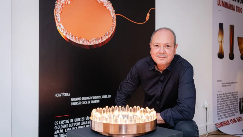 O trabalho com cristais de Carlos Alcantarino na Kripton.
