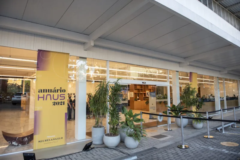 Lançamento do Anuário HAUS. O evento ocorreu na Michelangelo Mármores do Brasil e contou com a presença de diversos arquitetos.