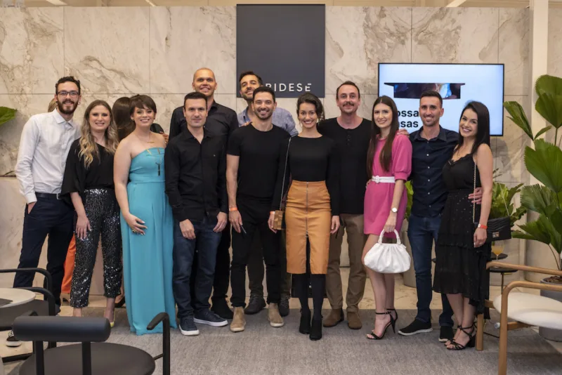 Alline Bueno, Rafael Depiné, Edgar Corsi, Ana Carolina Boscardin, Adriano Bianchi, Marcel Depiné, Michelle Gaio Machado, Jessilyn Batista, Antônio Marecchi, Thiago Bidese.
