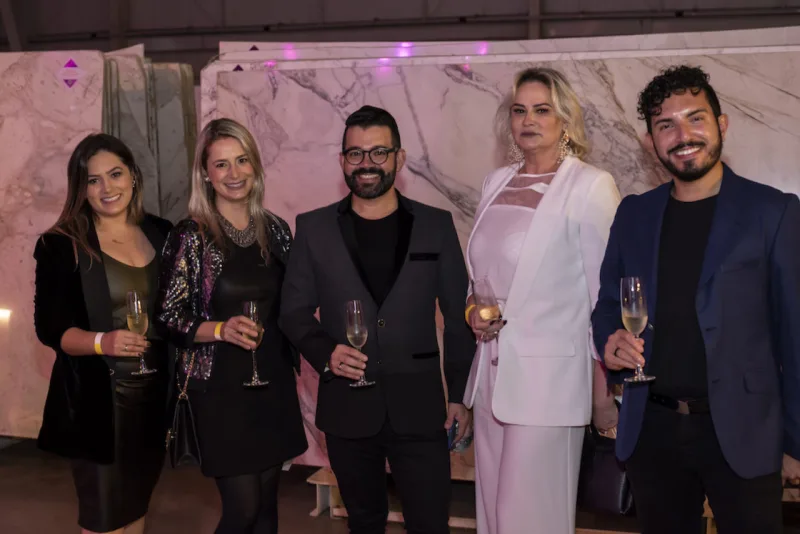 Bruna Moraes, Ana Cláudia, Nelson Machado, Nara Moraes e Laun Aurélio.