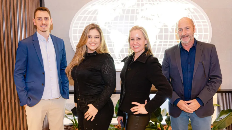 Fernando Marinelli, Tania Mara Weinschütz, Juliana Loro e Nelson Marinelli Filho