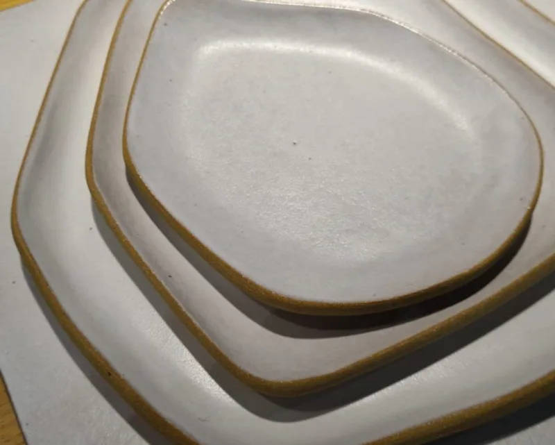 Conjunto inspirado no paisagista Burle Marx pela Lullie Ateliê.