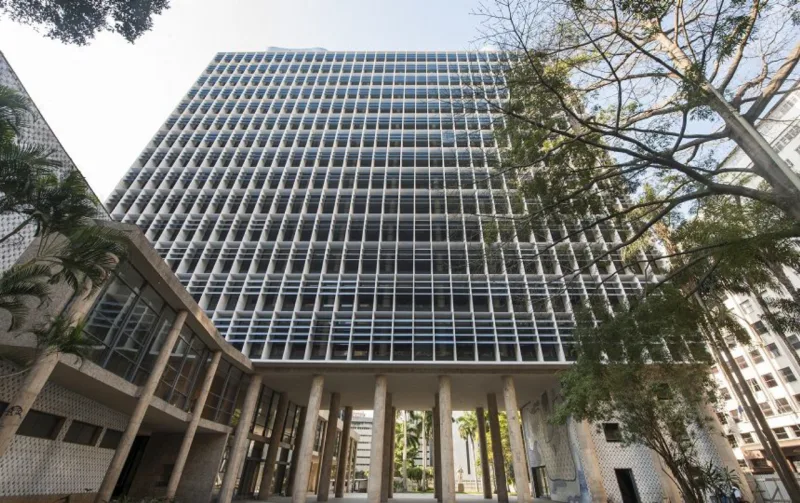Projeto do edifício conta com nomes como Oscar Niemeyer, Lucio Costa e Le Corbusier, entre outros estelares.