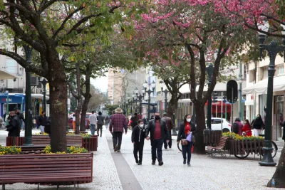 Estudantes de arquitetura e design de 26 países são chamados para resolver problemas de ruas de Curitiba