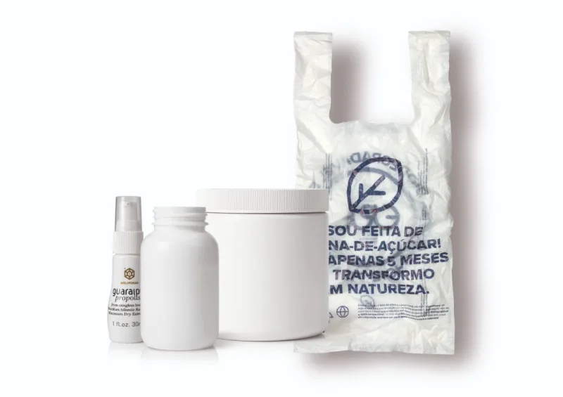 Pesquisa curitibana desenvolve plástico biodegradável mais barato e resistente com bagaço de cana